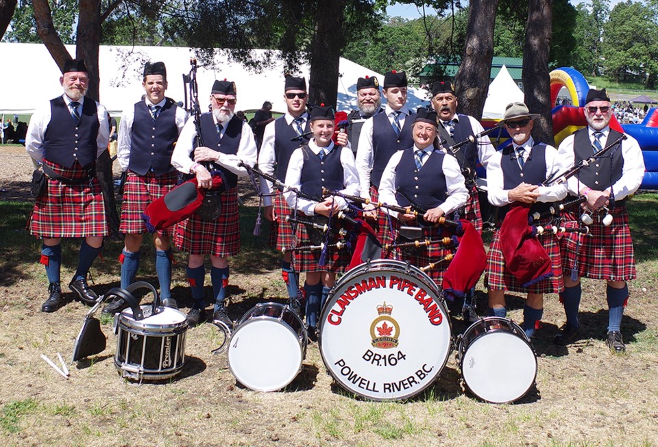 2845_clansman_pipe_band
