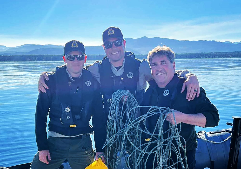 powell-river-fishery-officer-details-freeing-of-tangled-whale-powell