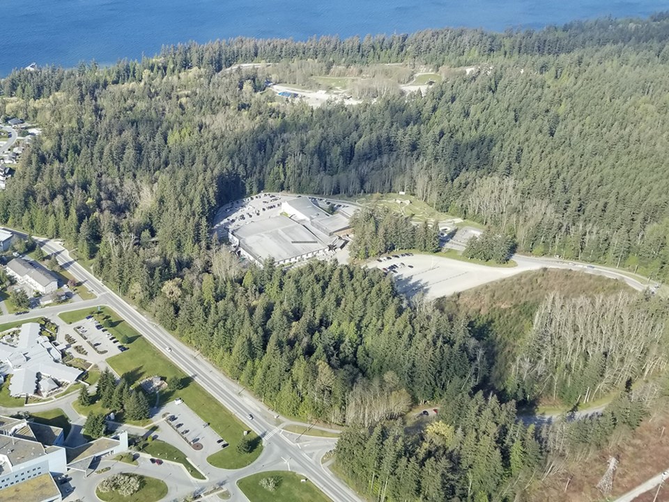 2728_recreation_complex_aerial