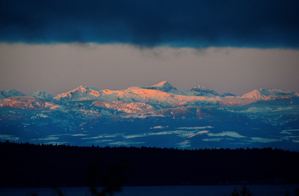 december_15_rick_mcgrath_from-deck-on-cariboo-avenuejpg