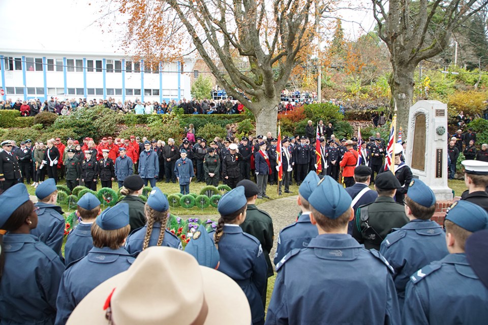 november_11_cenotaph_remembrance_day_2019