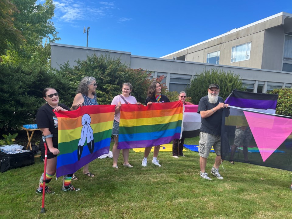 2844_pride_flag_city_7