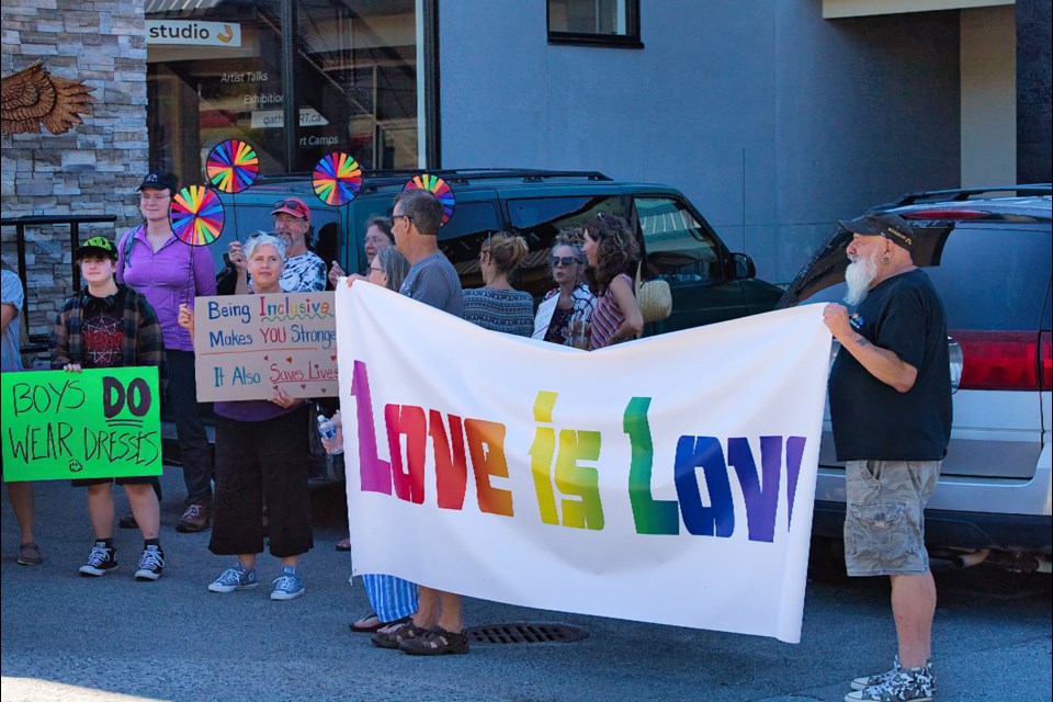 EXPANDED EVENTS: qathet Pride Society hopes to expand this year's Pride events. Last year drag performer Conni Smudge held an event at Powell River Public Library; qathet Pride Society members met outside and held signs in support of the LGBTQS+ community.