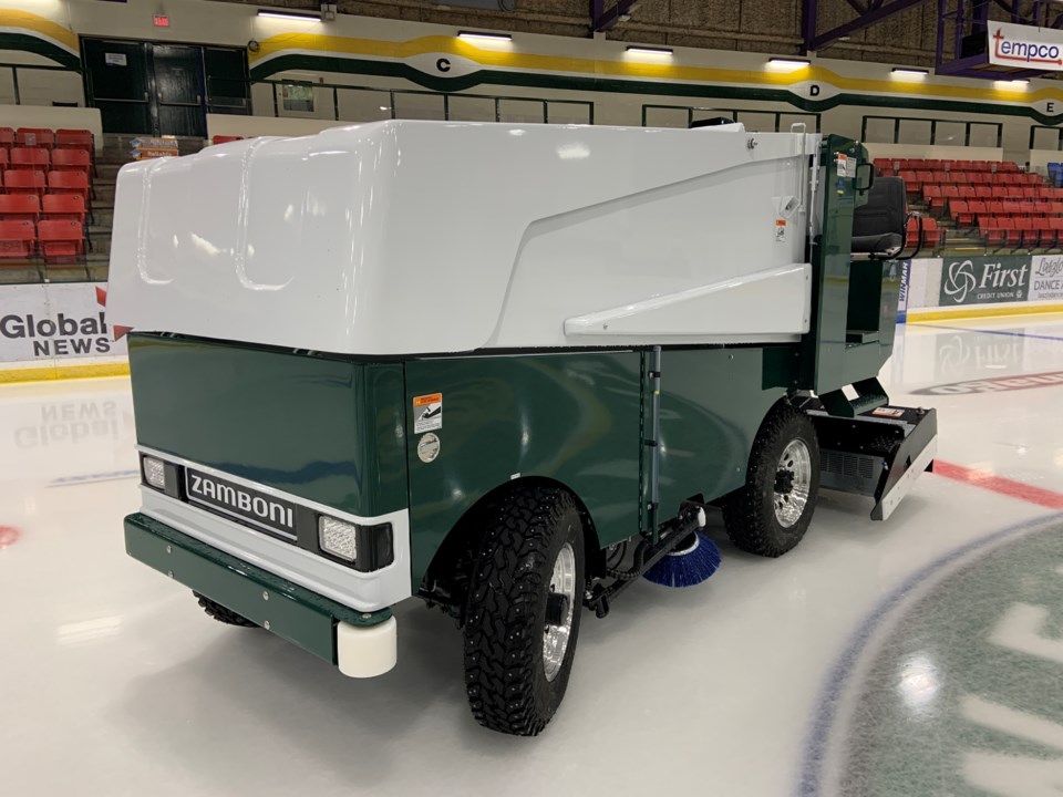 2647_zamboni