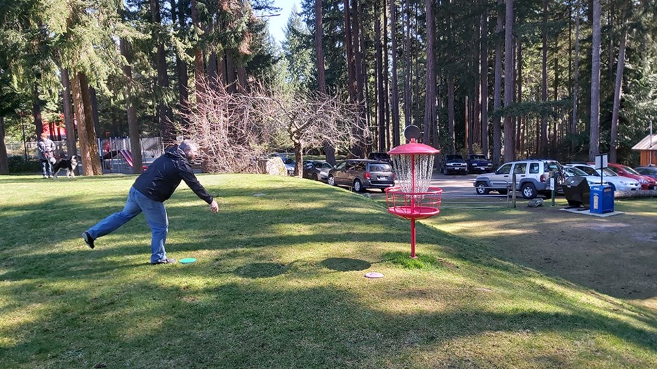 2722_disc_golf_1