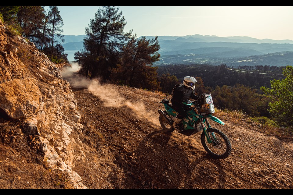 Gareth Jones will be riding a factory replica 450cc Husqvarna motorcycle in Saudi Arabia.