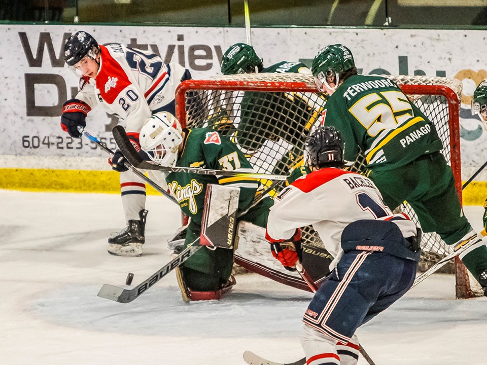 2923_kings_vs_cowichan_valley_katz