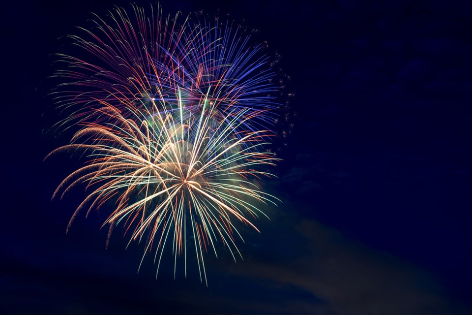 2650_fireworks_poll