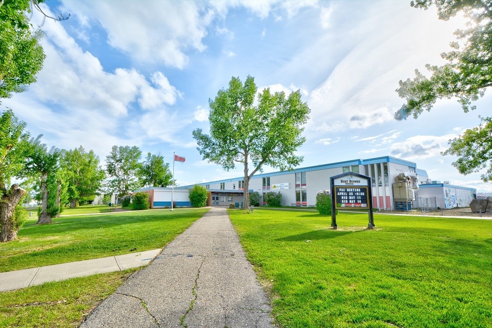 Bert Bowes Middle School - Fort St. John