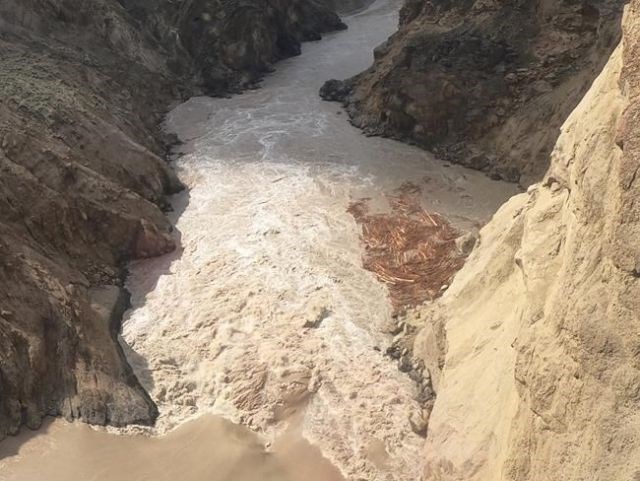 Chilcotin rock slide