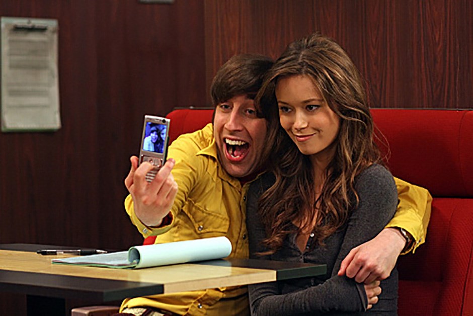 Summer Glau (right), seen here as herself in The Big Bang Theory, is coming to Prince George for Northern FanCon 2020 (via IMDB)