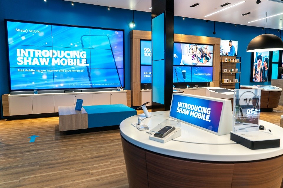 Shaw retail store opening - Prince George Pine Centre Mall