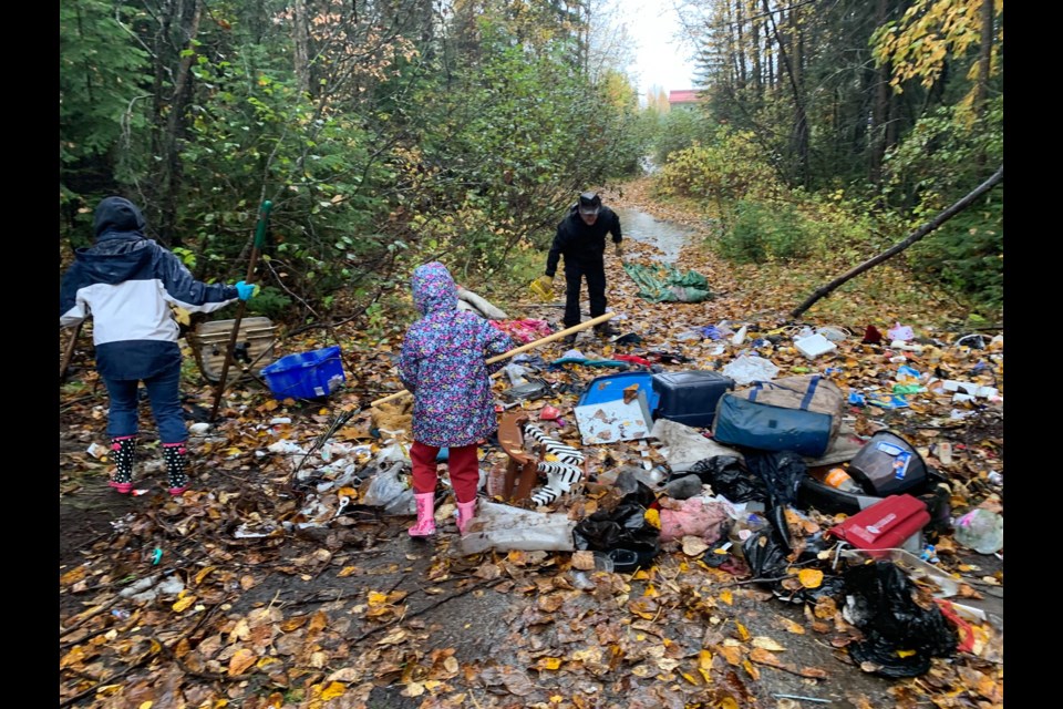 Spruce City Wildlife Association removes 420 kg of garbage from a site near Heather Park. (via SCWA)