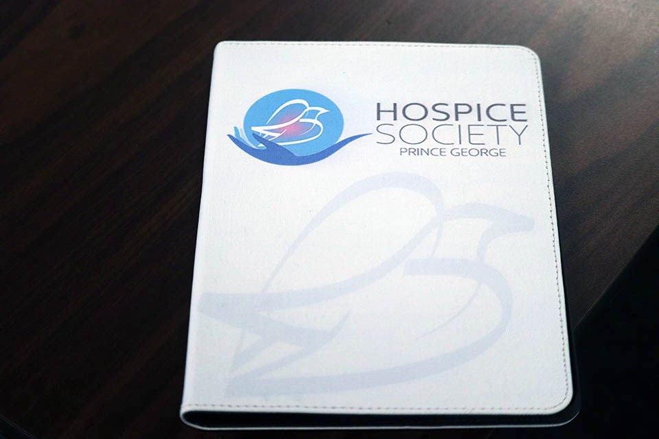 The Prince George Hospice Society is receiving free iPads and $2,000 from Paziuk & Associates Private Wealth Management to help residents reconnect with family during COVID-19. (via Kyle Balzer, PrinceGeorgeMatters)