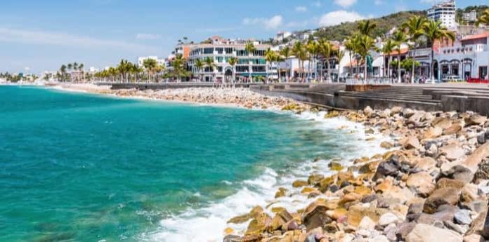 puerto-vallarta-696x345