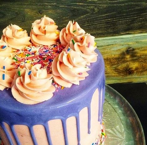 Simply perfection.
(via cakedbykatie on Instagram)