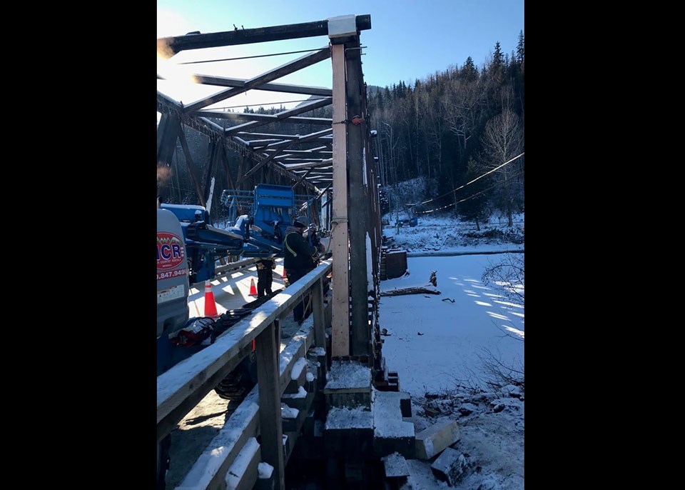 Kispiox Valley Road Bridge - Dawson Road Maintenance