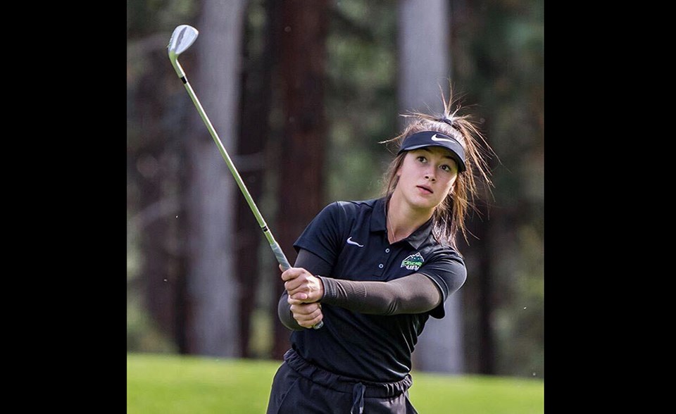 Natasha Kozlowski of Prince George competing for the University of the Fraser Valley at a Canada West golf tournament (via UFV Cascades)