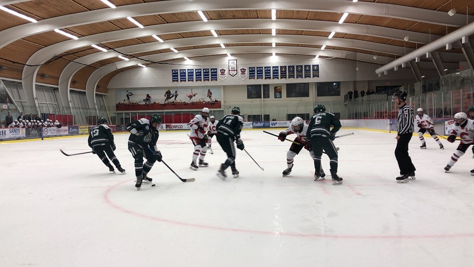 Cariboo Cougars in action at Kin 1 Arena against the North Island Silvertips to close out the 2019-20 season. (via Kyle Balzer)