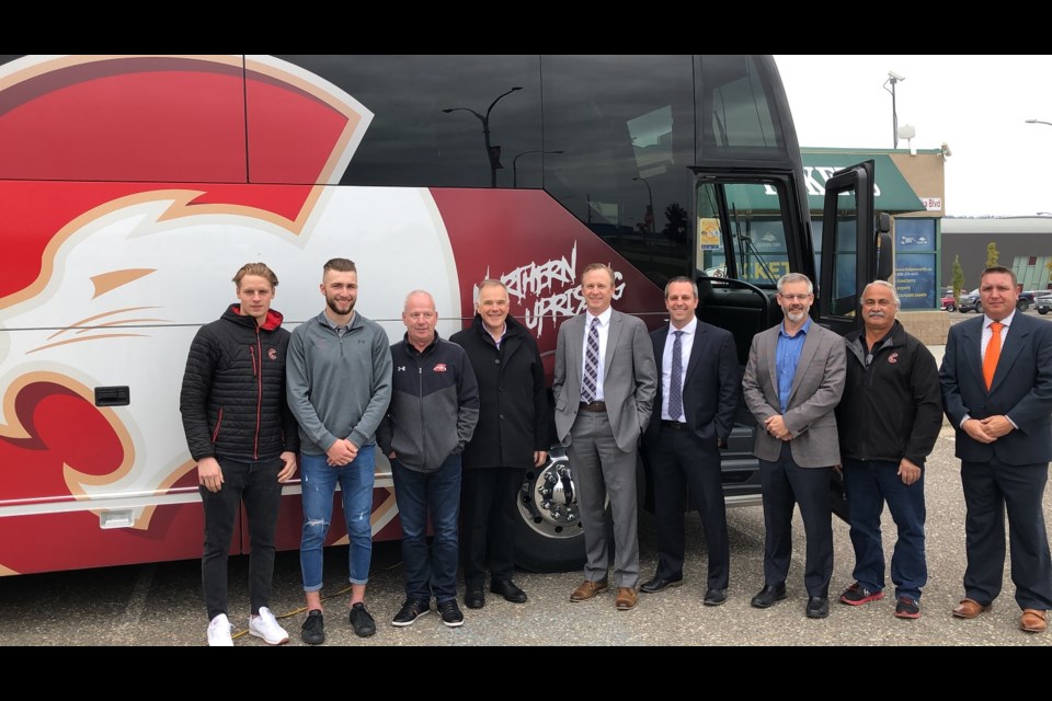 Prince George Cougars show off its brand new bus (via Kyle Balzer)