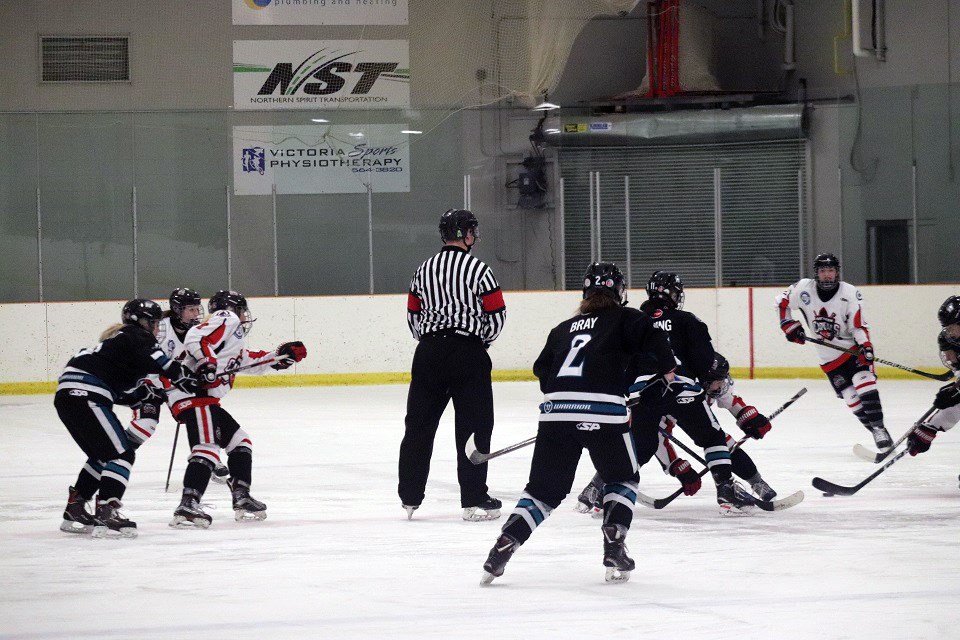 The Northern Capitals' face-off in the 2019-20 home-opener against the Vancouver Island Seals (via Kyle Balzer)