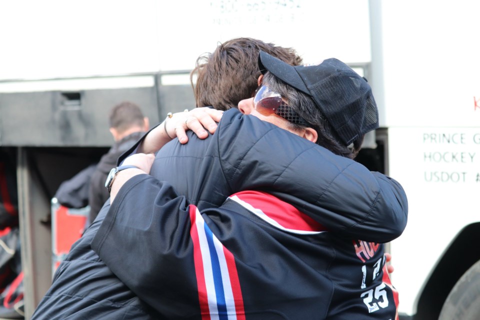 Logan Neaton gets hugs from fans before hitting the road (via Kyle Balzer)