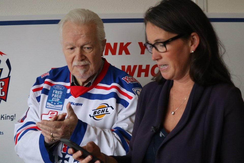 Spruce Kings Show Home Manager Katie McCutcheon calls Kelly Stearn, the winner of the 2018-19 top prize (via Kyle Balzer)