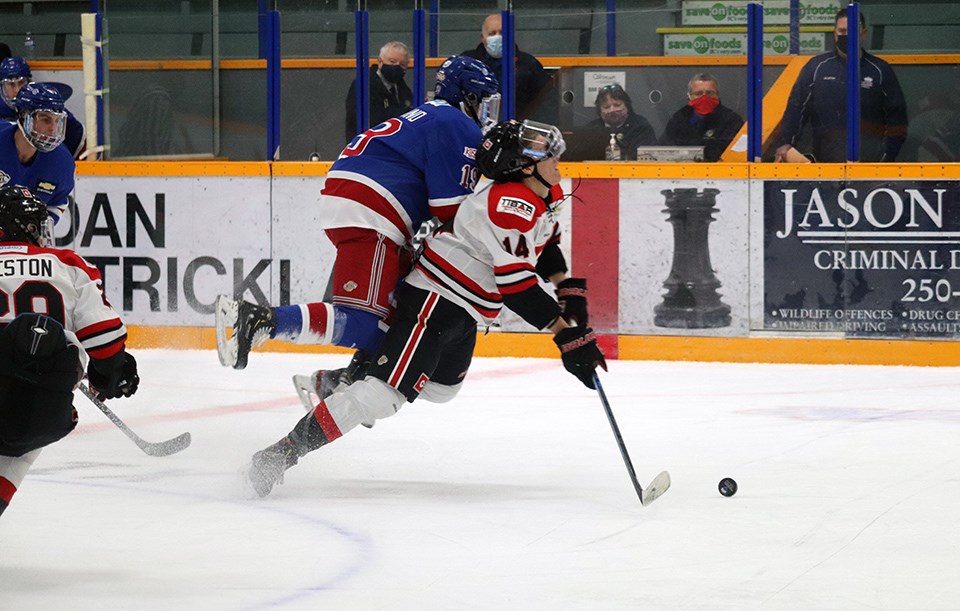 Prince George Spruce Kings in action at the RMCA against the Merritt Centennials in 2020-21 exhibition play. (via Kyle Balzer, PrinceGeorgeMatters)