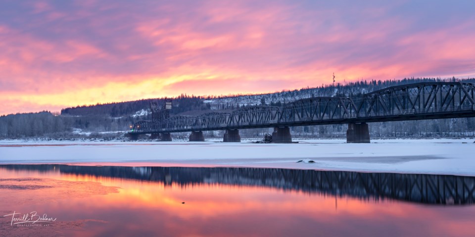 CN-Train-Bridge-at-Sunrise-wm