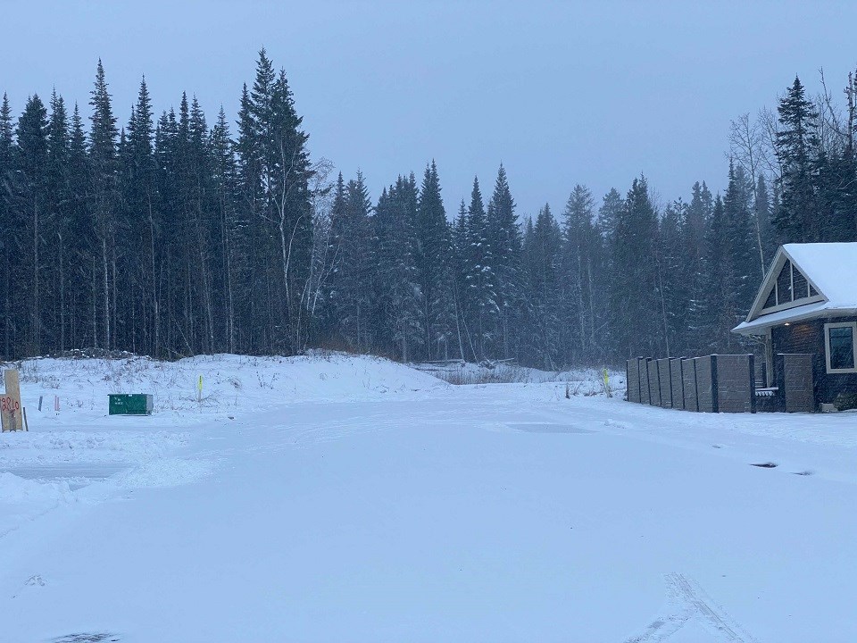 Kyle Balzer - Oct. 23, 2020 snow dusting