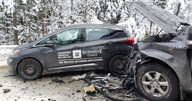 coquihalla crash-icy