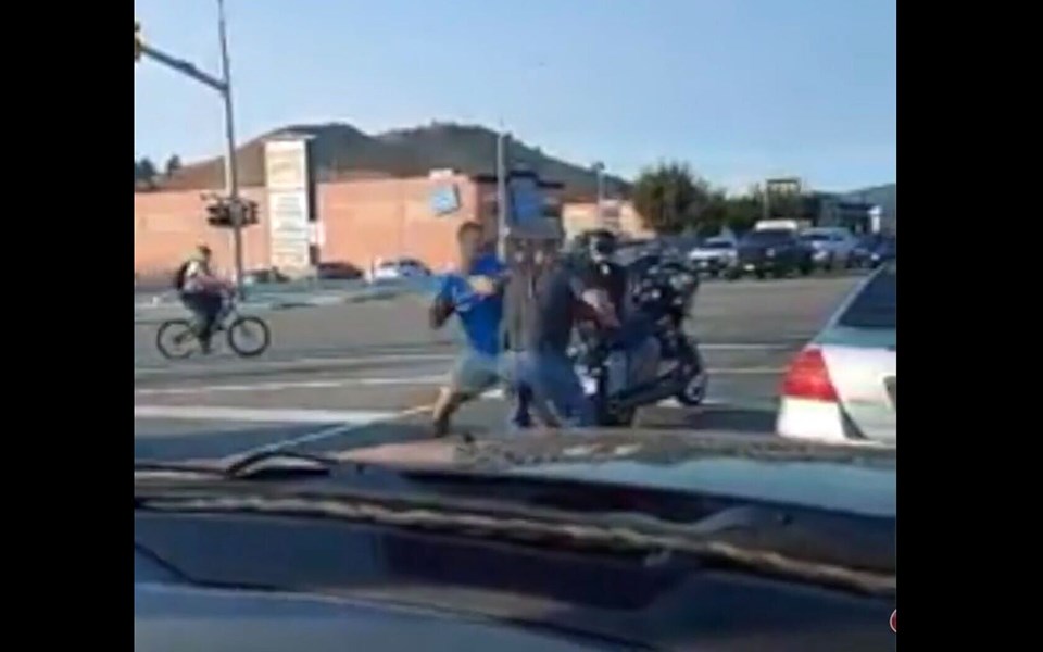 Kelowna street fight - Sept. 6, 2020
