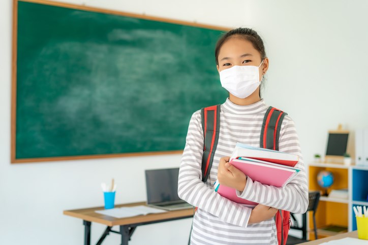 student-wearing-mask