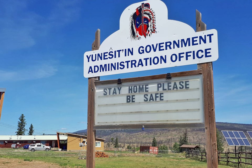Yunesitin-warning