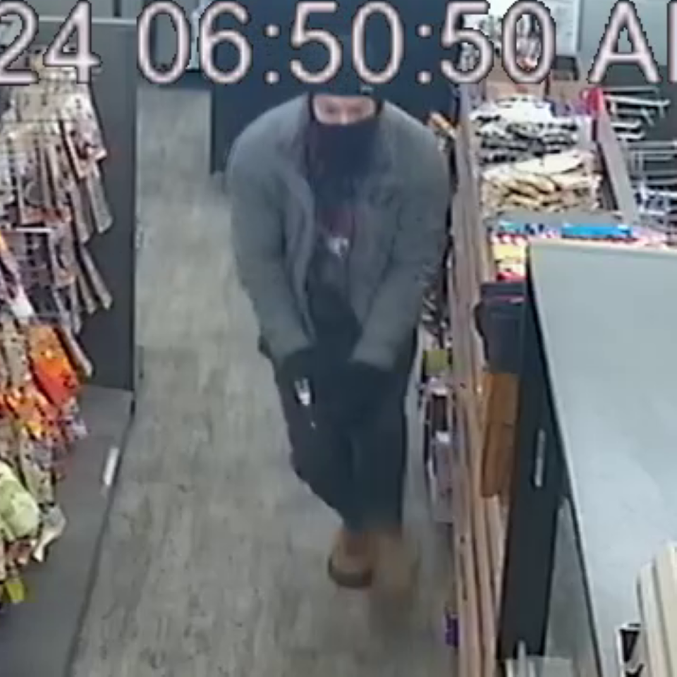 armed-robbery-suspect-at-hart-husky