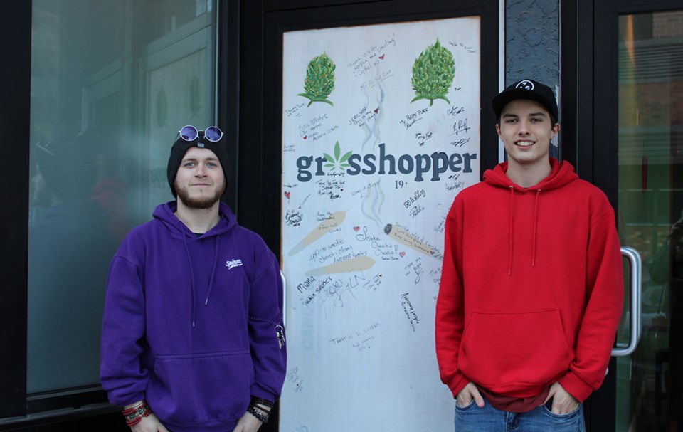 grasshopper-gets-support-from-community