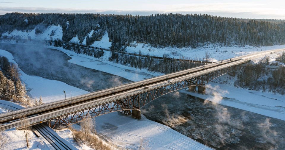 Simon Fraser Bridge in Prince George to reopen this weekend