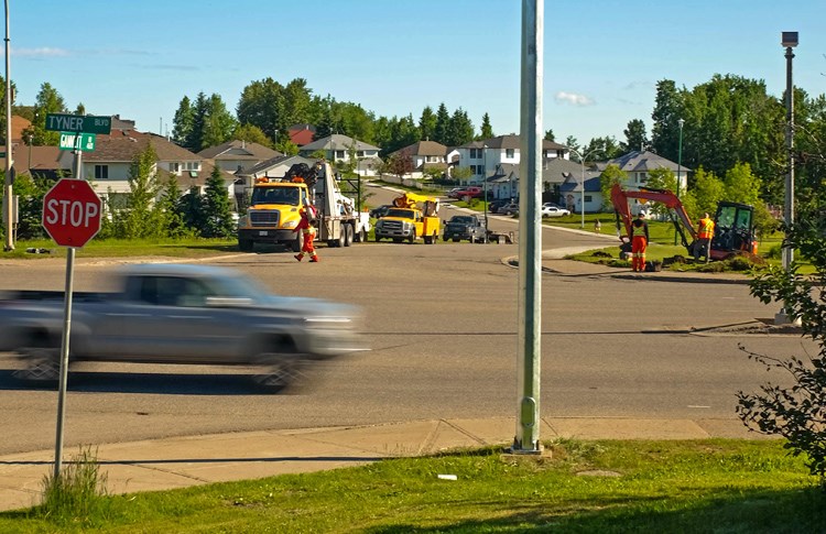 17 Tyner crosswalk