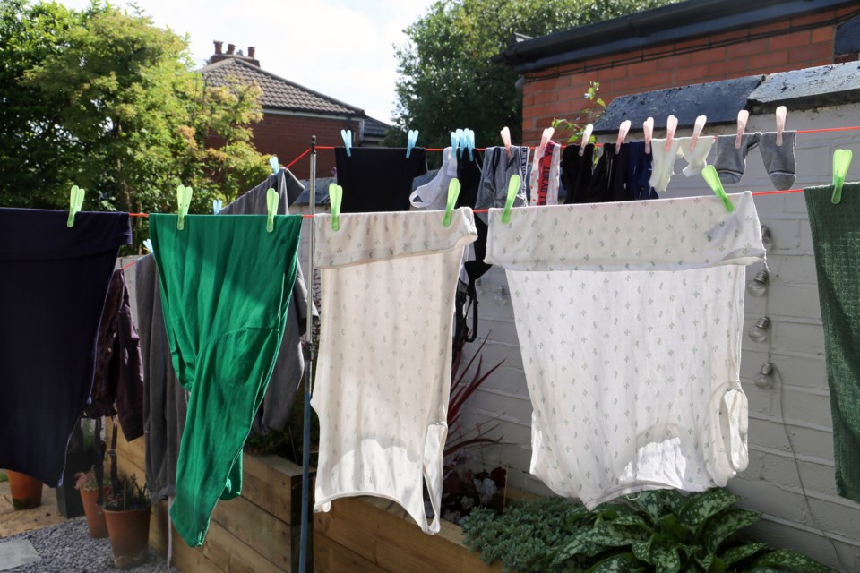 clothesline