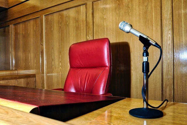 court_judge_seat_2_creditktw_p3747219