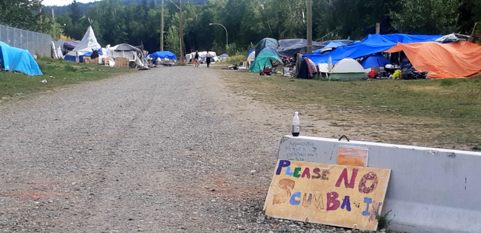 01 Tent City entrance