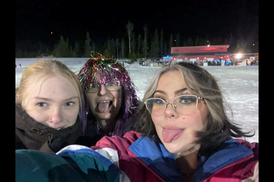 Friends and families gathered in bunches for a night of skating and fun at the inaugural Ice Disco at the Oval Saturday at Exhibition Park. The event raised more than $30,000 for the Prince George Hospice Palliative Care Society.