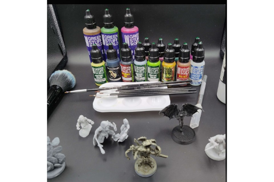 miniature-painting-night