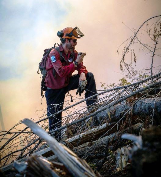 BC WIldfire Service fireman