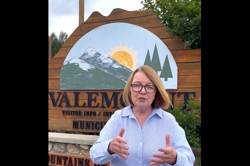 Prince George-Valemount MLA Shirley Bond put the call out over social media about the need to help the Valemount Food Bank restock its shelves after it was left drained by the Jasper wildfire evacuees.