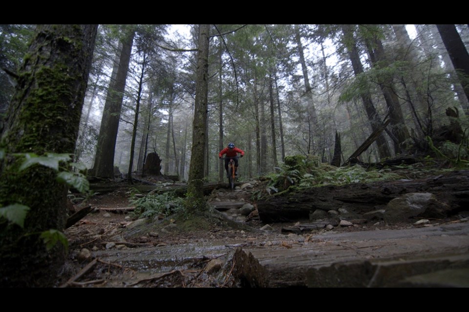 Rachelle van Zanten has released her latest music video featuring Canadian mountain biker Kelli Sherbinin.