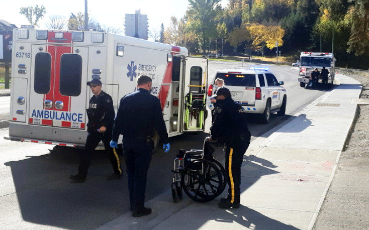 Police incident on Queensway Oct. 3 2021