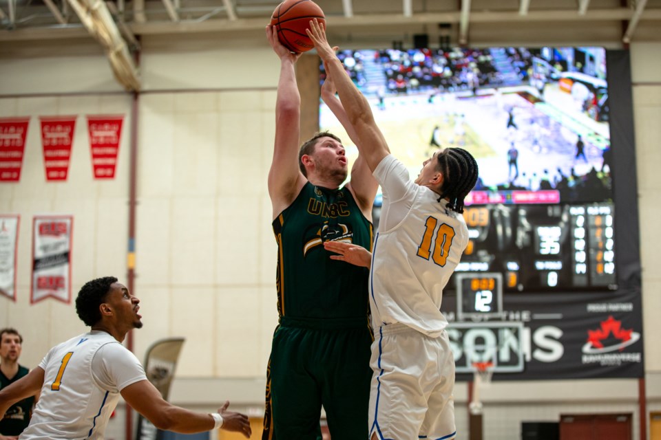 unbc-vs-victoria-canwestplayoffs_feb24-2-24-spencer-ledoux