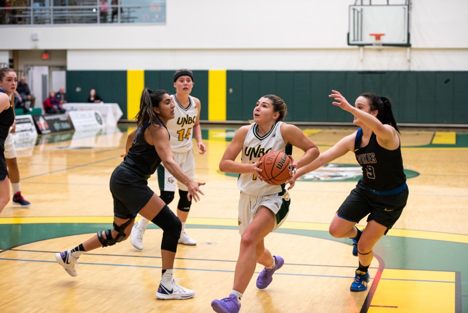 UNBC women at UVic Dec. 3 2021