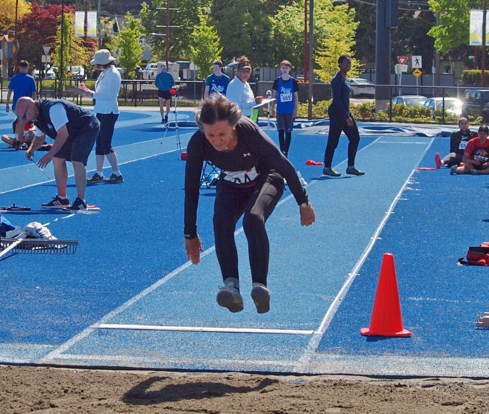 Christa Bortignon long jump
